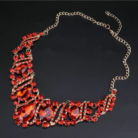 18K gold plated red and white crystal Necklace earrings set - Picture 9 of 12